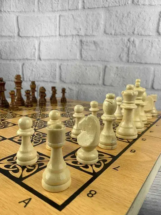 Настольная игра 3 в 1 Шахматы. Шашки. Нарды. 50х50см. Большие фигуры Настольная игра 3 в 1 Шахматы. Шашки. Нарды. 50х50см. Большие фигуры - 2