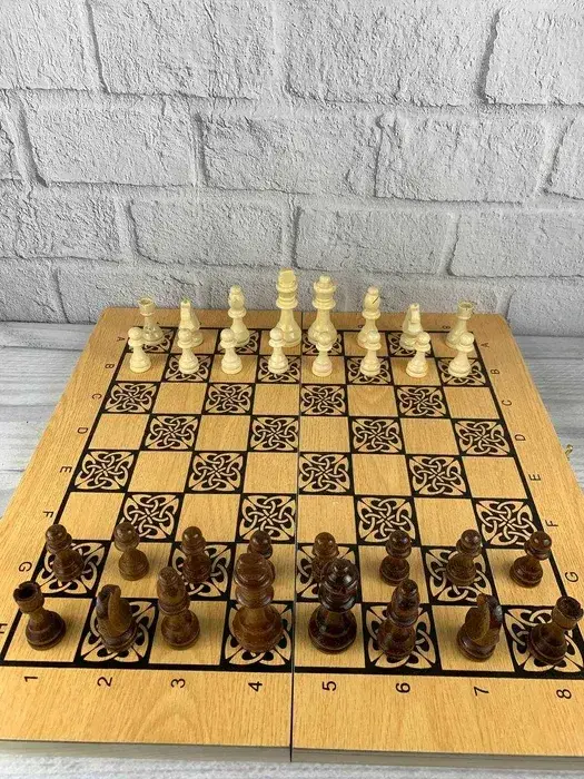 Настольная игра 3 в 1 Шахматы. Шашки. Нарды. 50х50см. Большие фигуры Настольная игра 3 в 1 Шахматы. Шашки. Нарды. 50х50см. Большие фигуры - 1